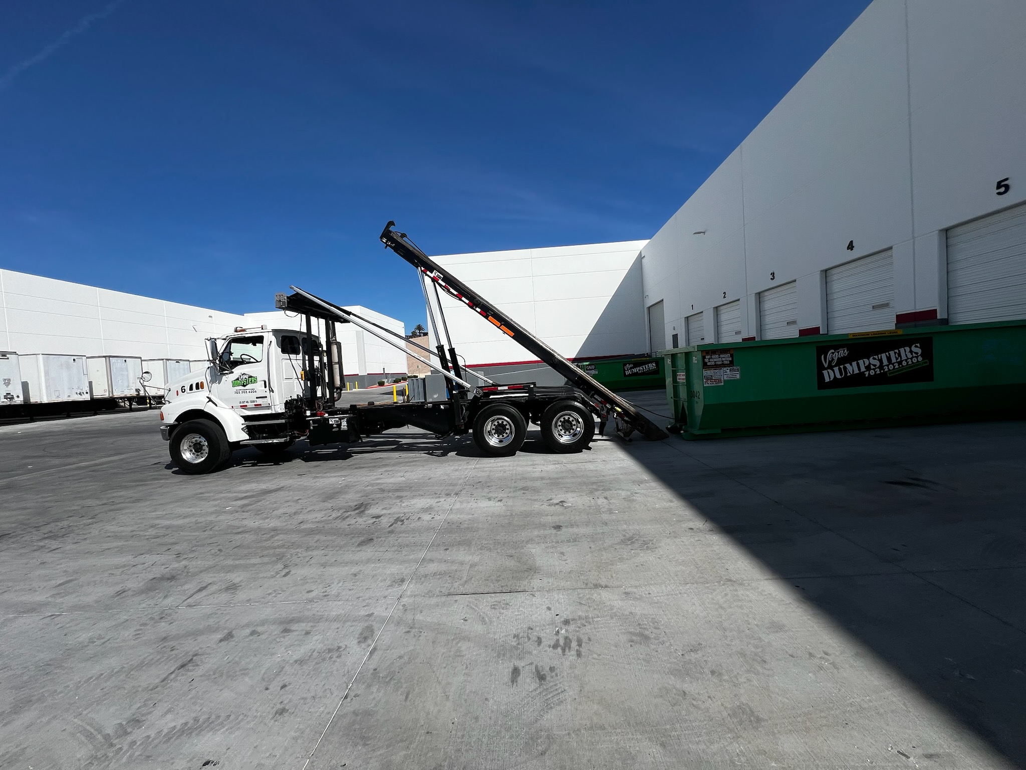 Commercial Dumpster Rental East Vegas